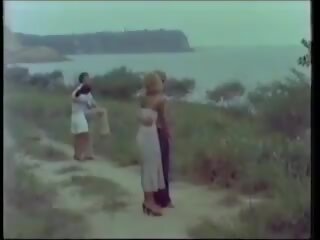 Tropical Paradise 1976, Free xczech x rated clip show 0d