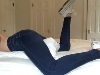 PILLOW HUMPING IN HER TIGHT JEANS
