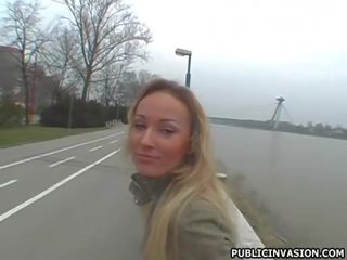 Chick Riding putz x rated video