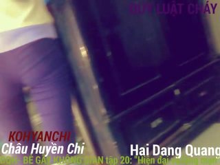 Teen mistress Pham Vu Linh Ngoc shy peeing Hai Dang Quang school Chau Huyen Chi escort